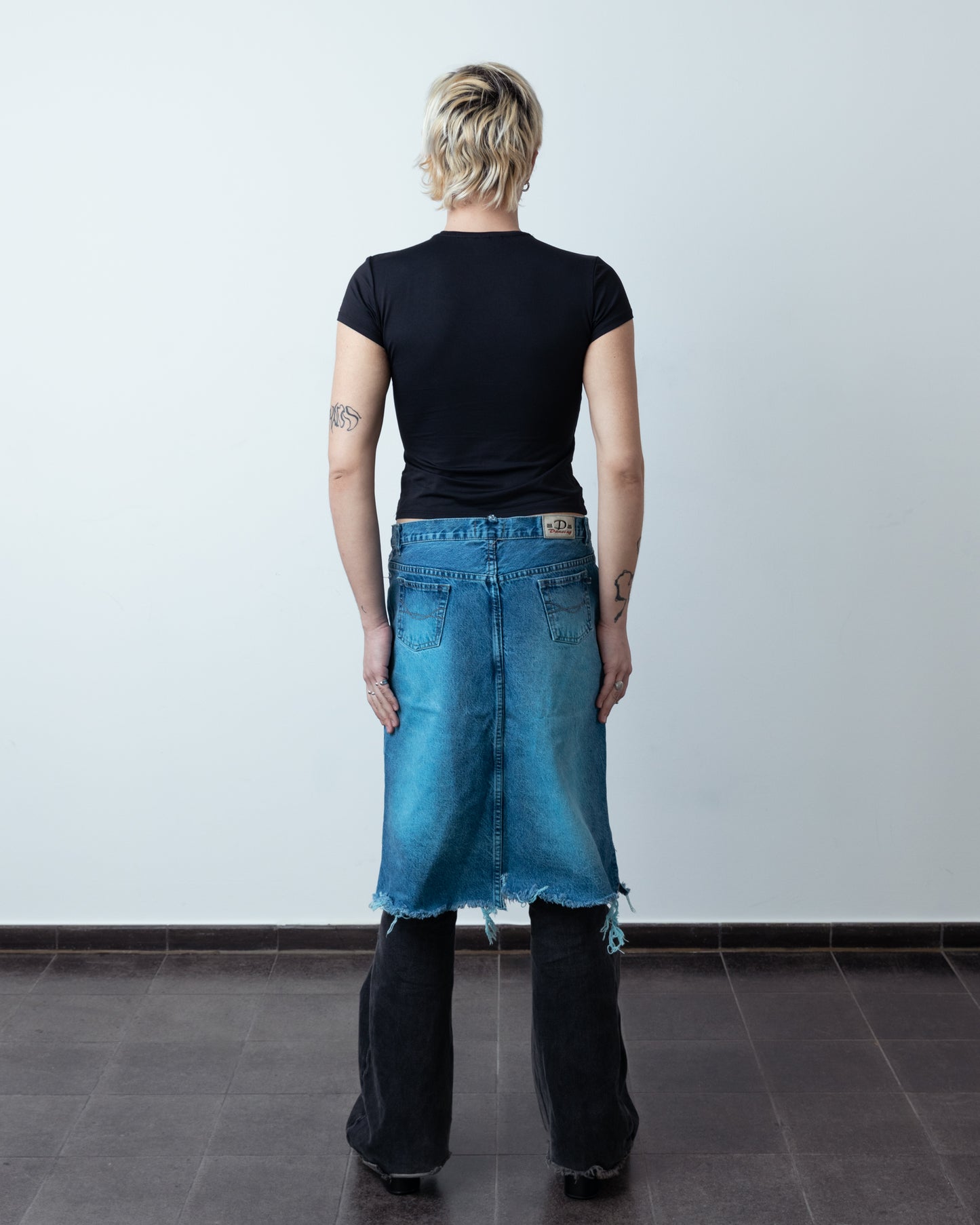 Acid Wash Denim Skirt - Toni Agost x La Juventud