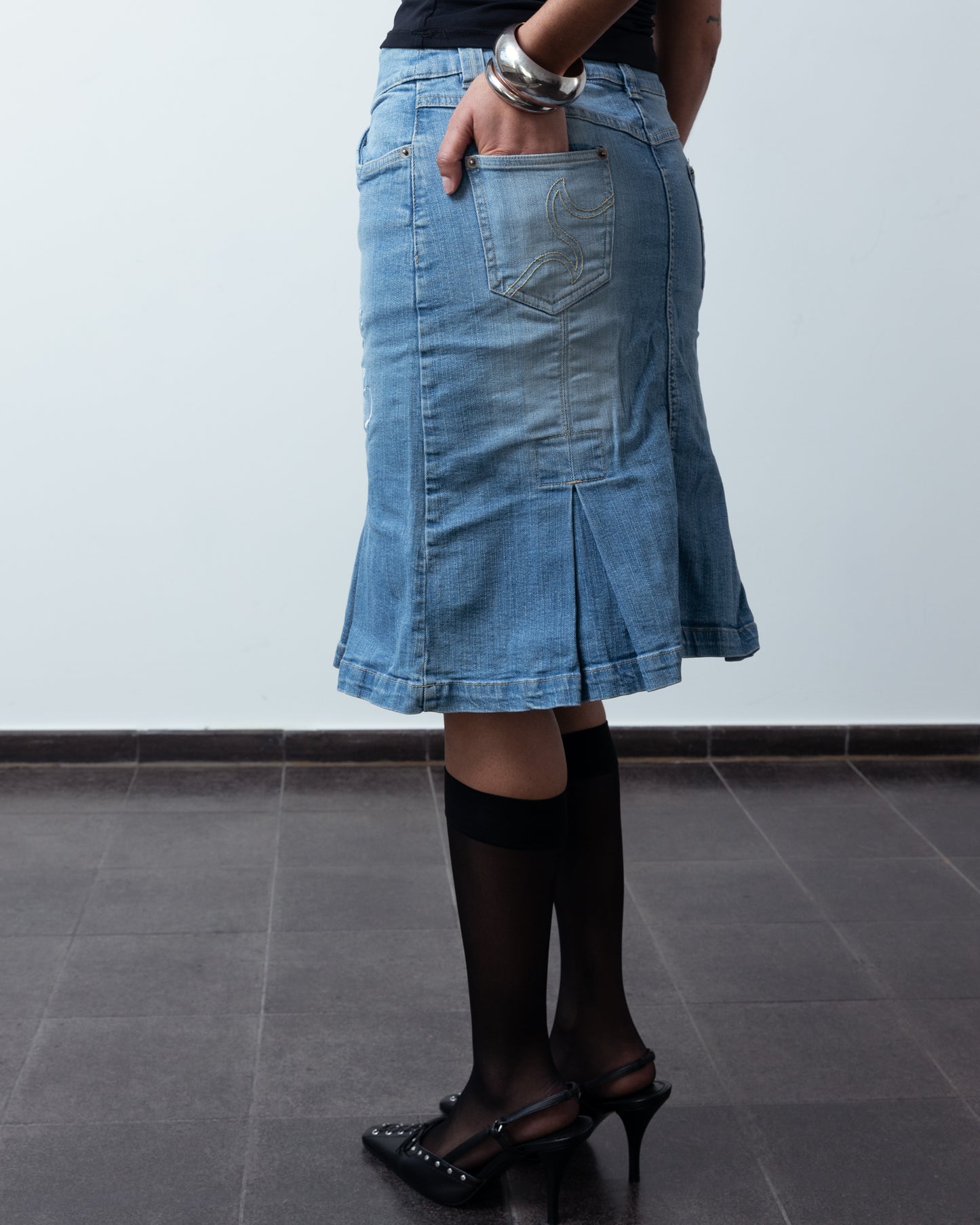 The Bunny denim skirt - Toni Agost x La Juventud